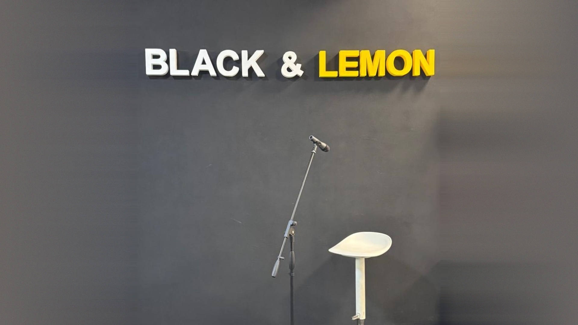 Black & Lemon Art Event Space